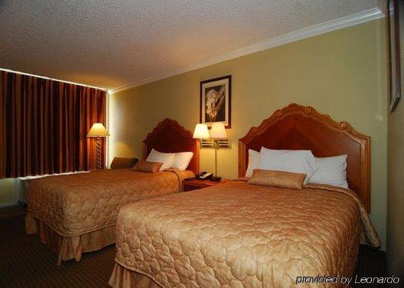 Hotel Elev8 Конро Номер фото